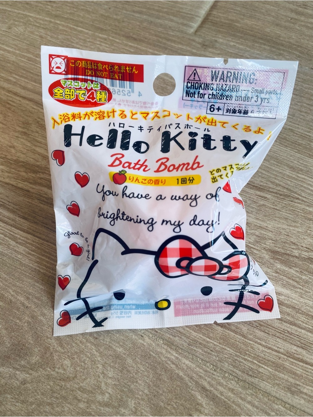 Sanrio Hello Kitty Bath Bomb Surprise Mystery Figure Apple Scent Japan Import